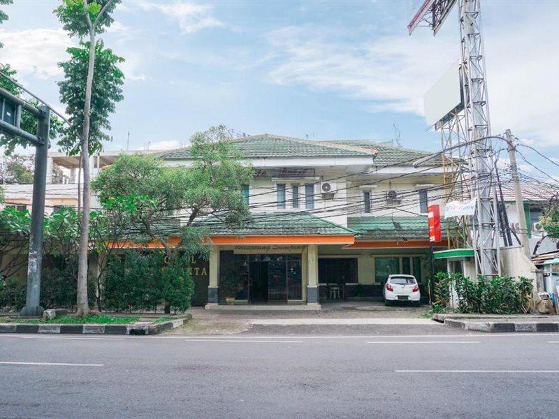 Oyo 2085 Chrysanta Hotel Bandung Bagian luar foto