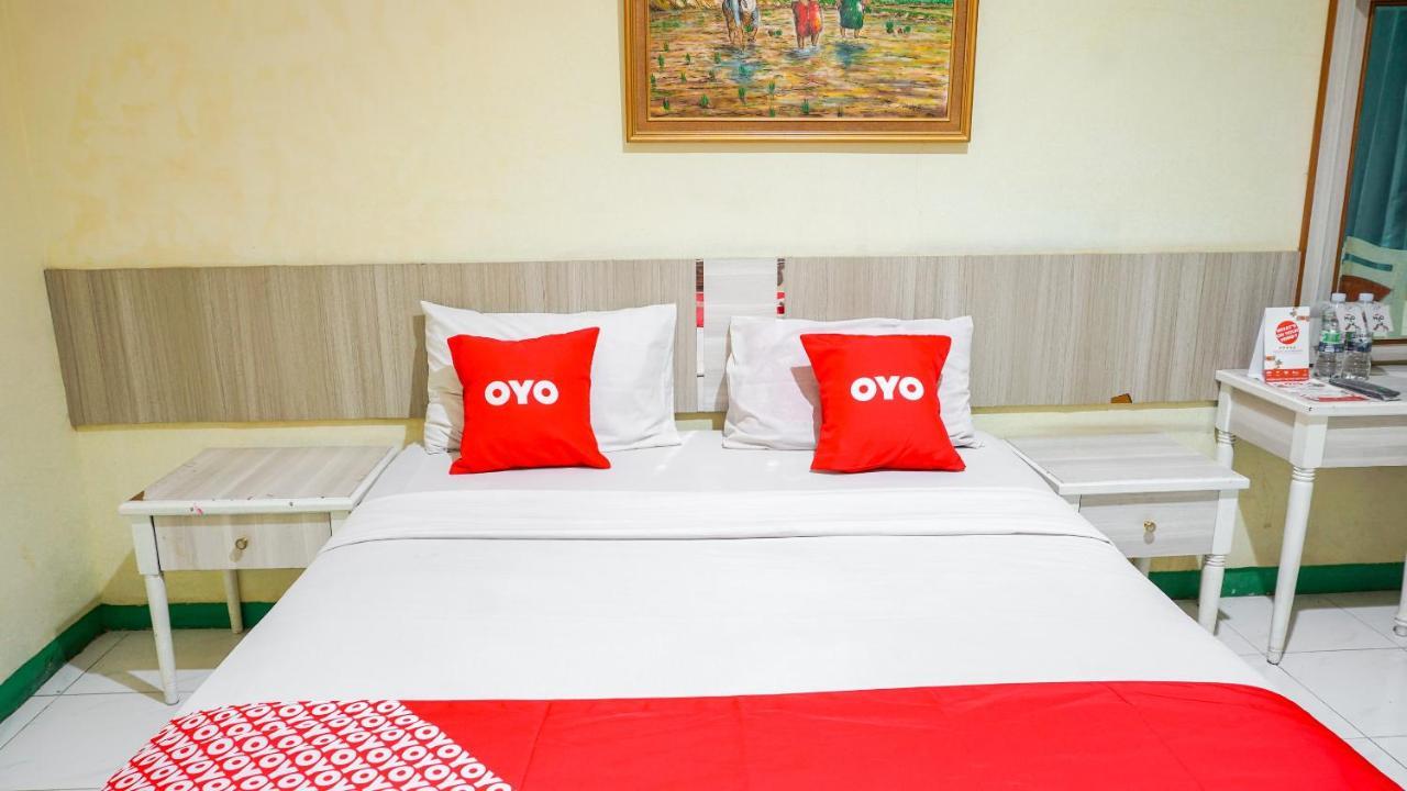 Oyo 2085 Chrysanta Hotel Bandung Bagian luar foto