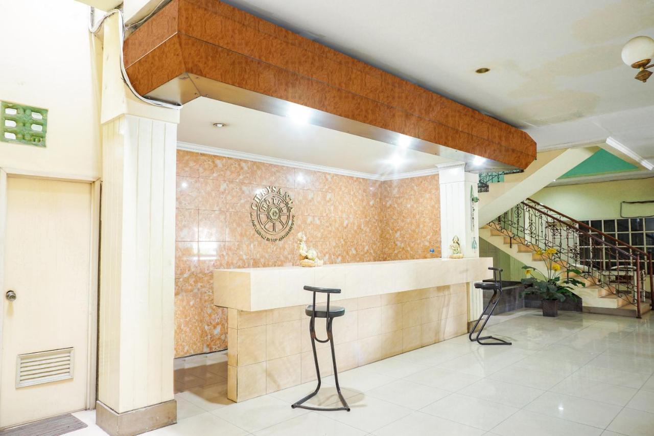 Oyo 2085 Chrysanta Hotel Bandung Bagian luar foto